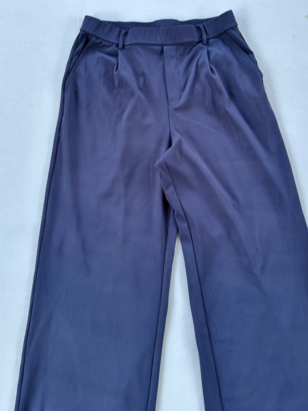 π5 for $45π Halara pants size L wide leg - Picture 3 of 10